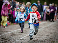 246_Juha_Ahvenharju_Running boy.jpg