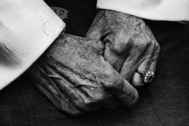 268_akaki kakha_pkhakadze_Woman Doesnt Get Old.jpg