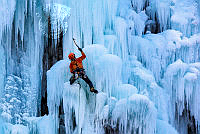 410_Shin_Woo_Ryu_Ice Cliff Climbing.jpg