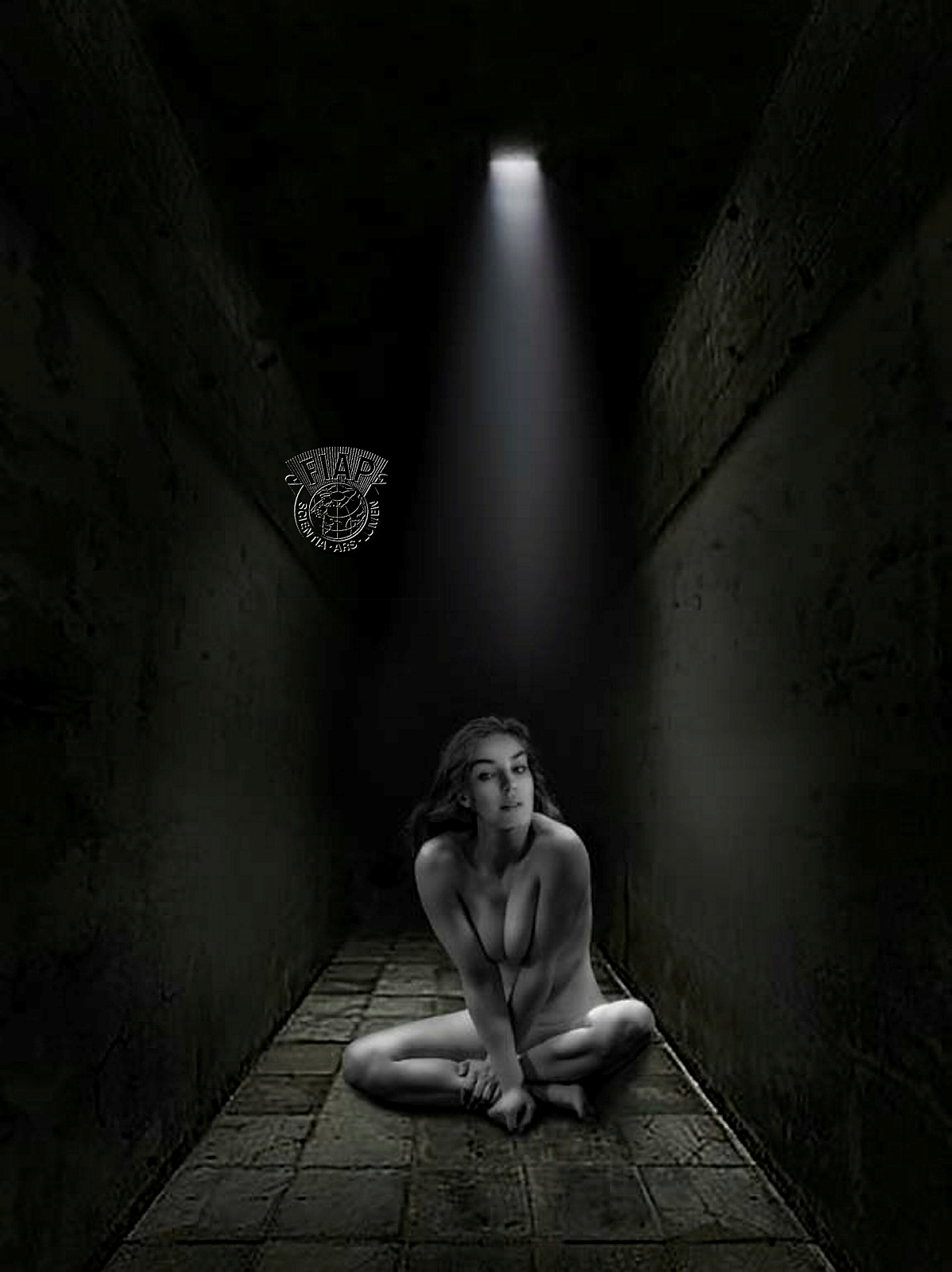 642_FRANCISC_NEMETH_ZOYA IN THE TUNNEL.jpg