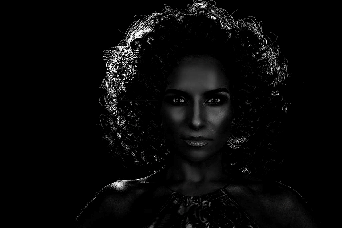 642_Ovi D_Pop_american woman.jpg