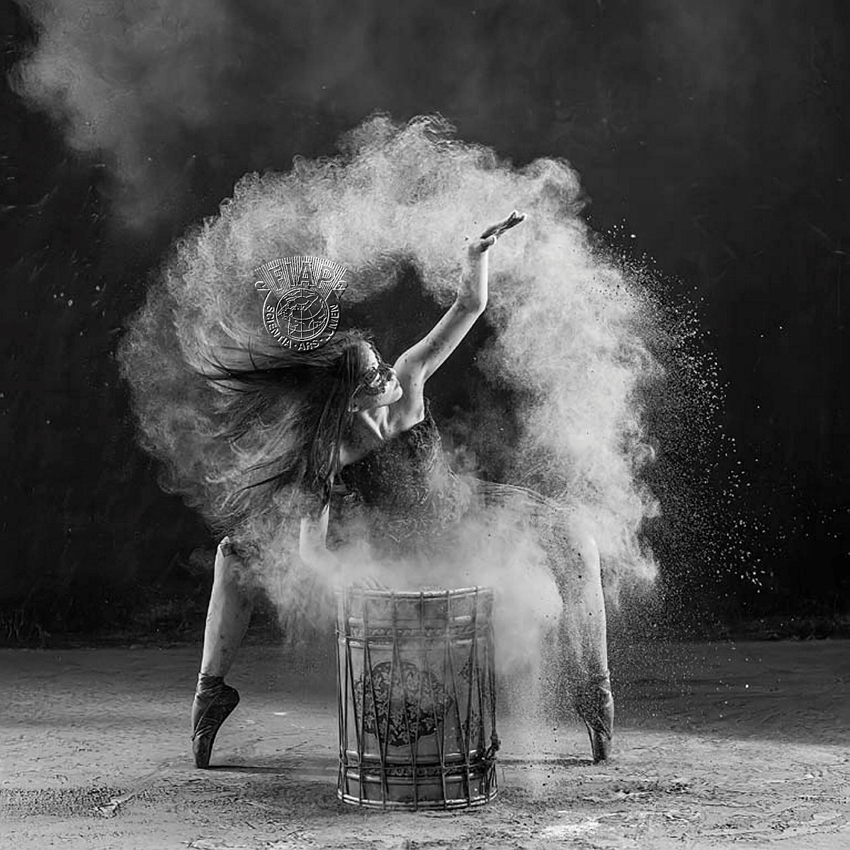 702_Ramesh_Letchmanan_AFIAP_04_Lady Drummer.jpg