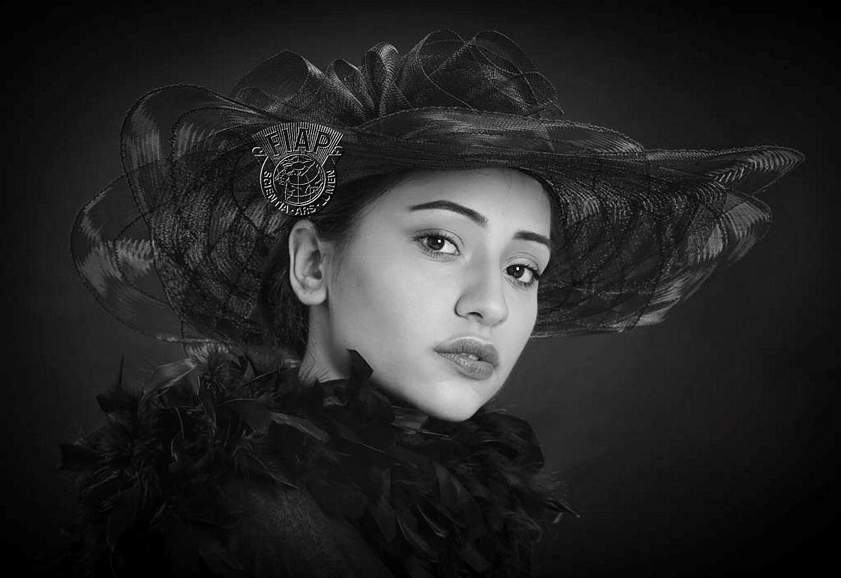 702_Teo_Giap Chiu_Beatrice Tan Eng In Black bw.jpg