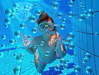 752_Mikael_Bengtsson_In the pool.jpg