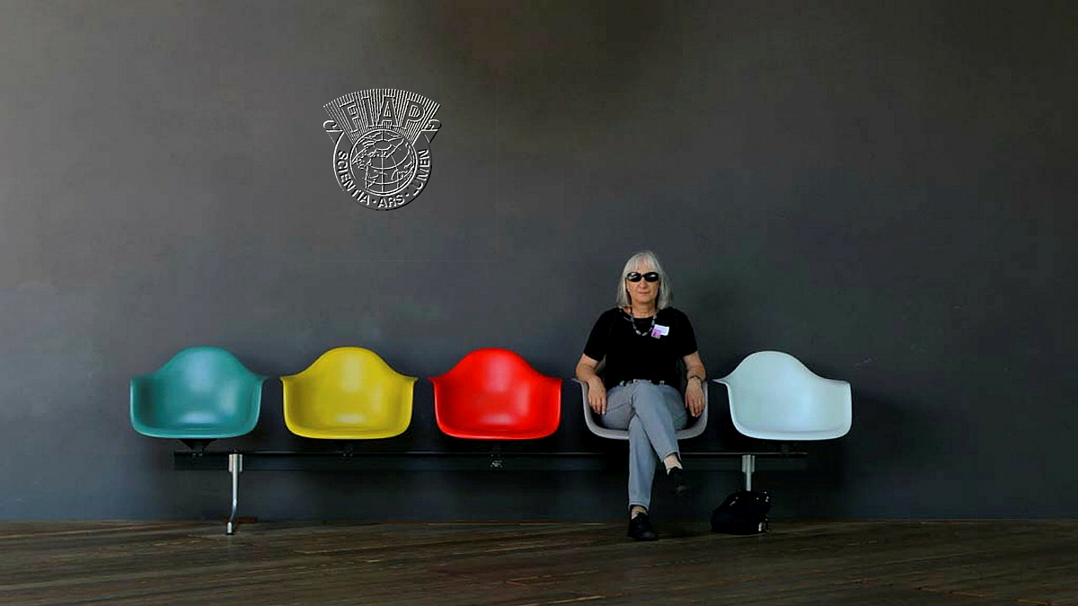 756_Antoine_Weis_Woman in grey chair.jpg