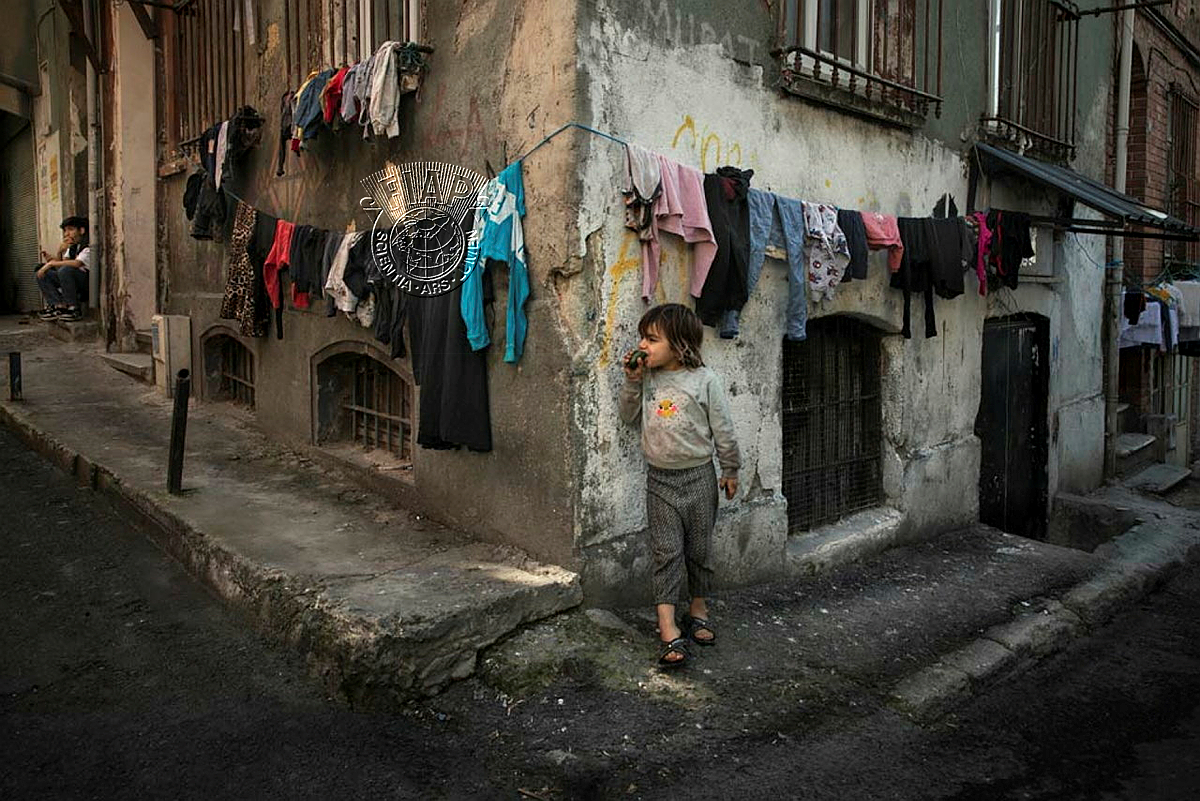 792_Ahmet_Remzi_TULUCE_Hide and Seek.jpg