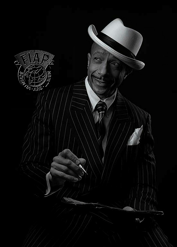 826_John_King_I'm Your Man.jpg