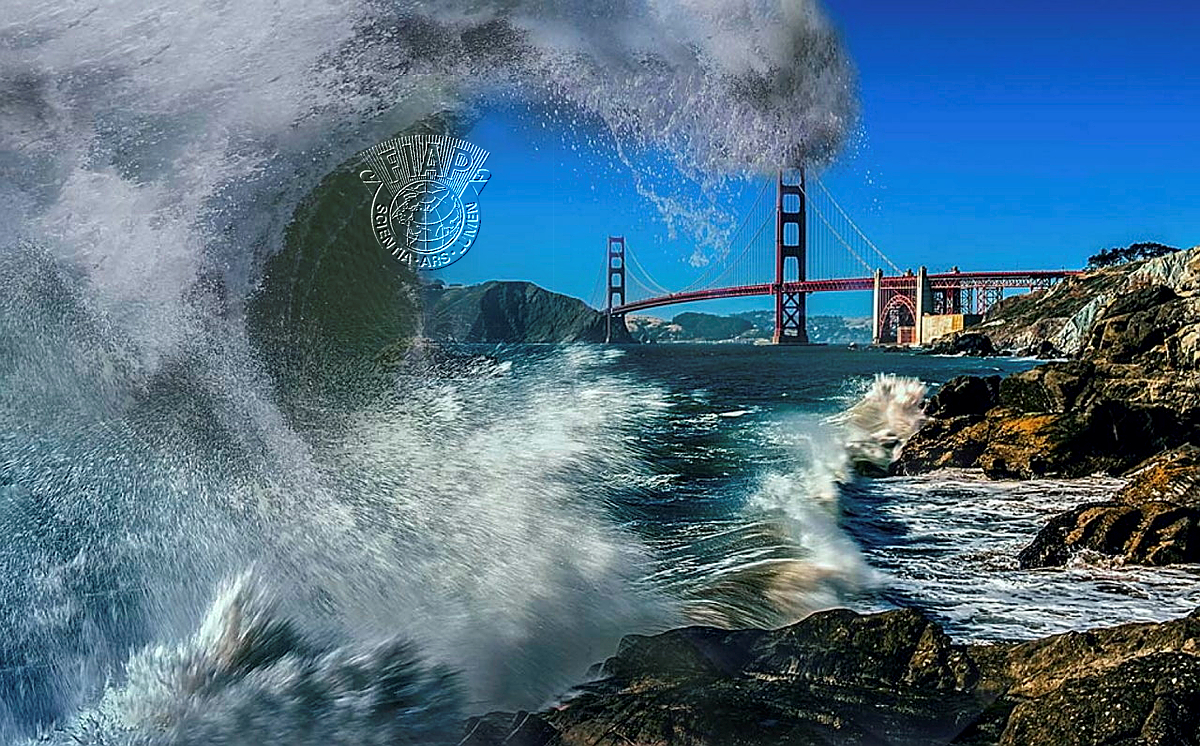 840_Jiahong_Zeng_Huge Wave over Golden Gate Bridge.jpg