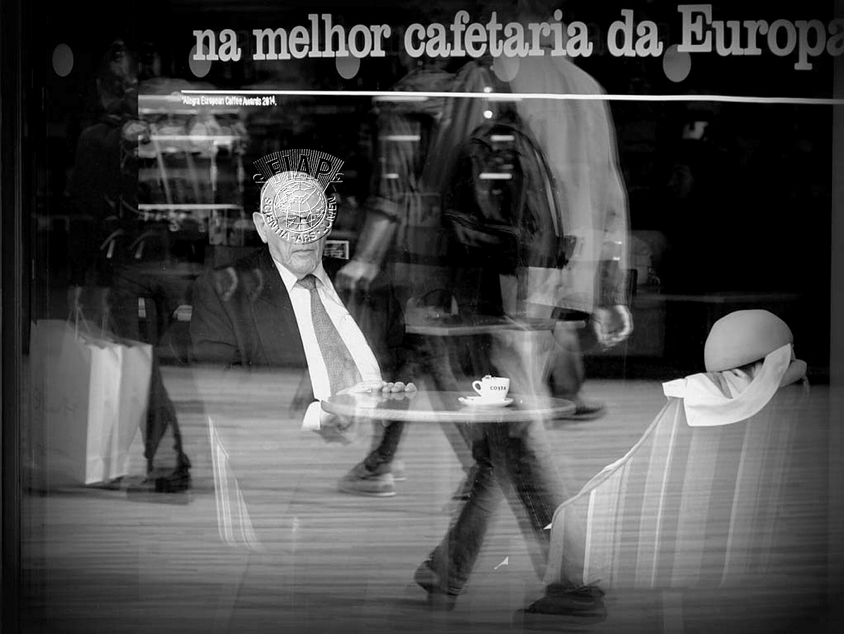 203_MOJMIR_KLIMEK_CAFETERIA PORTO 6864.jpg