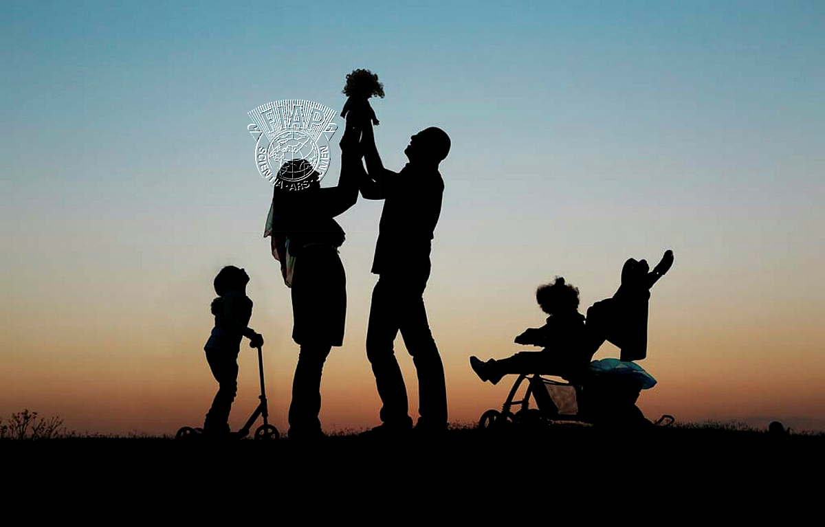 634_Mohamed_Nageeb_Happy Family.jpg