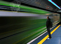 A01_Dirk-Olaf_Leimann_waiting_for_metro.jpg